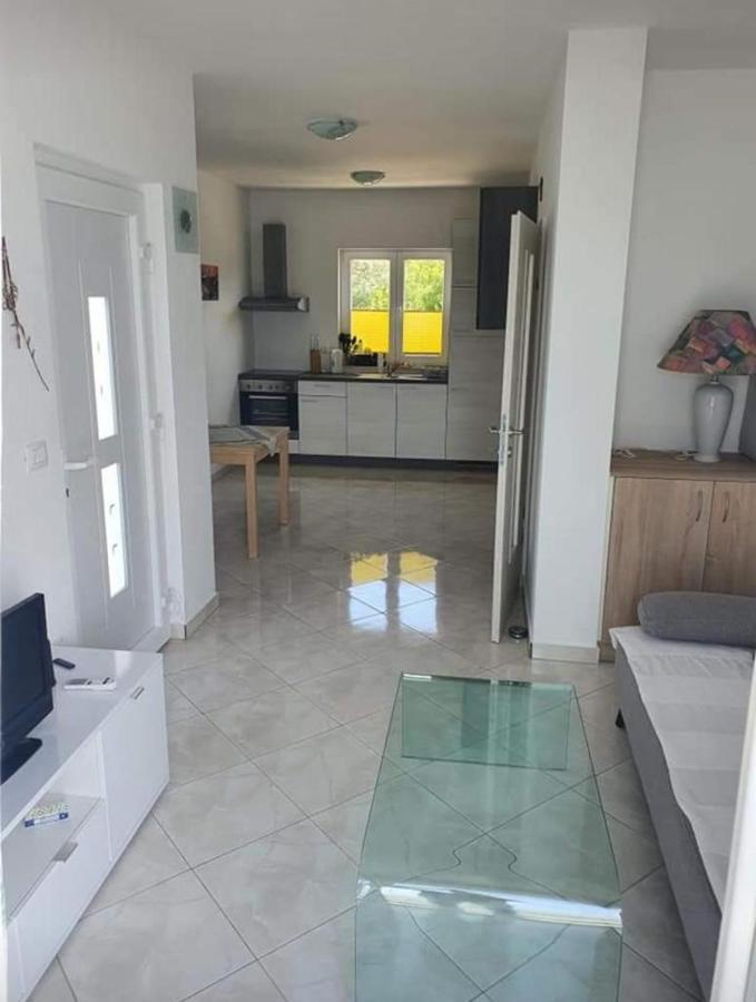 Modern Seeview Apartment Maslenica With Free Wifi, Free Parking, 300M From Beach Extérieur photo